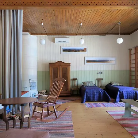 Kuuksenkaari アパート