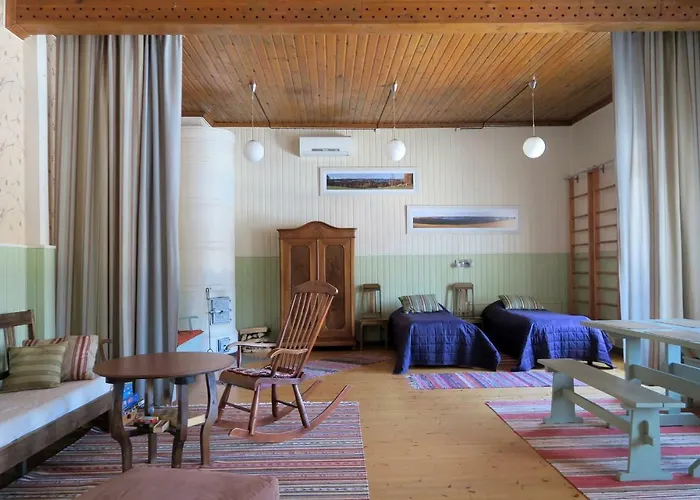 Kuuksenkaari Lägenhet